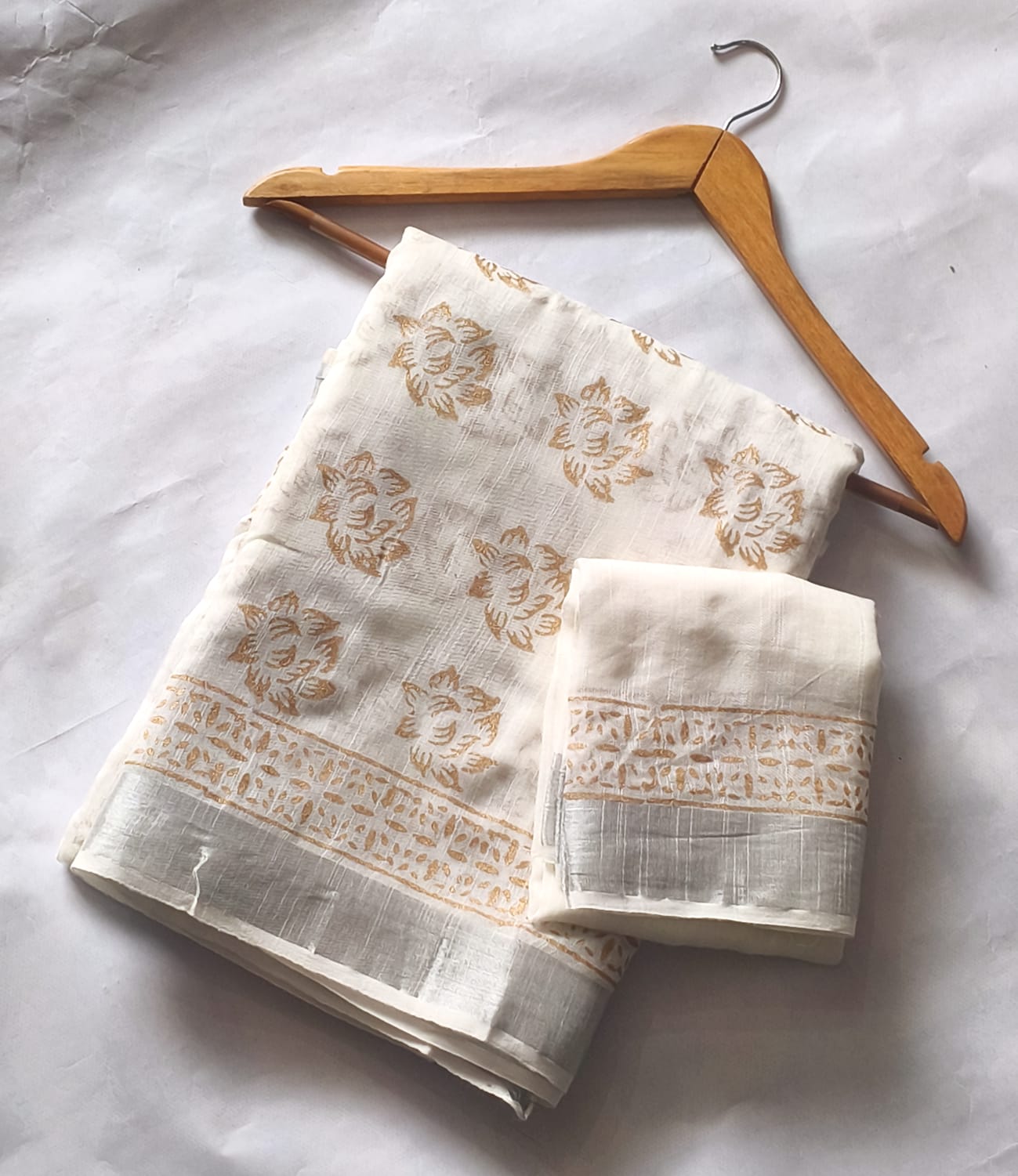 Bagru Hand Block Printed Linen Saree With Blouse