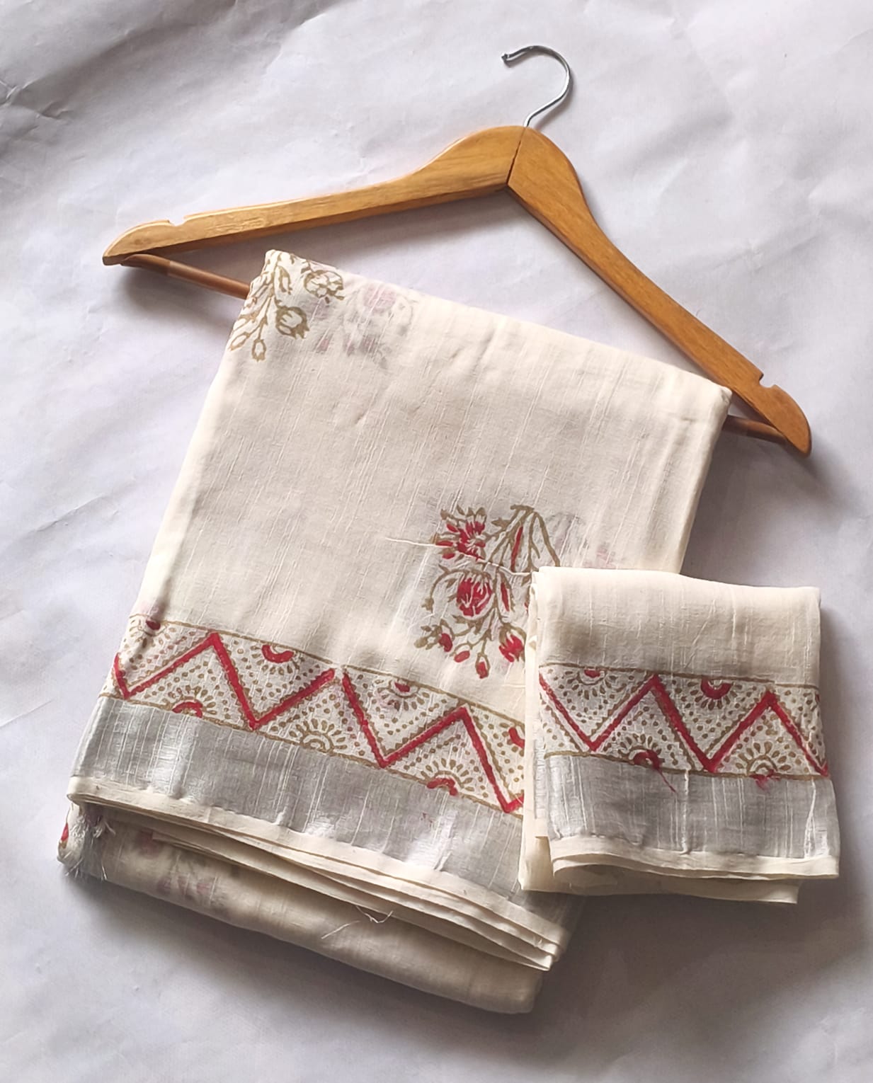 Bagru Hand Block Printed Linen Saree With Blouse