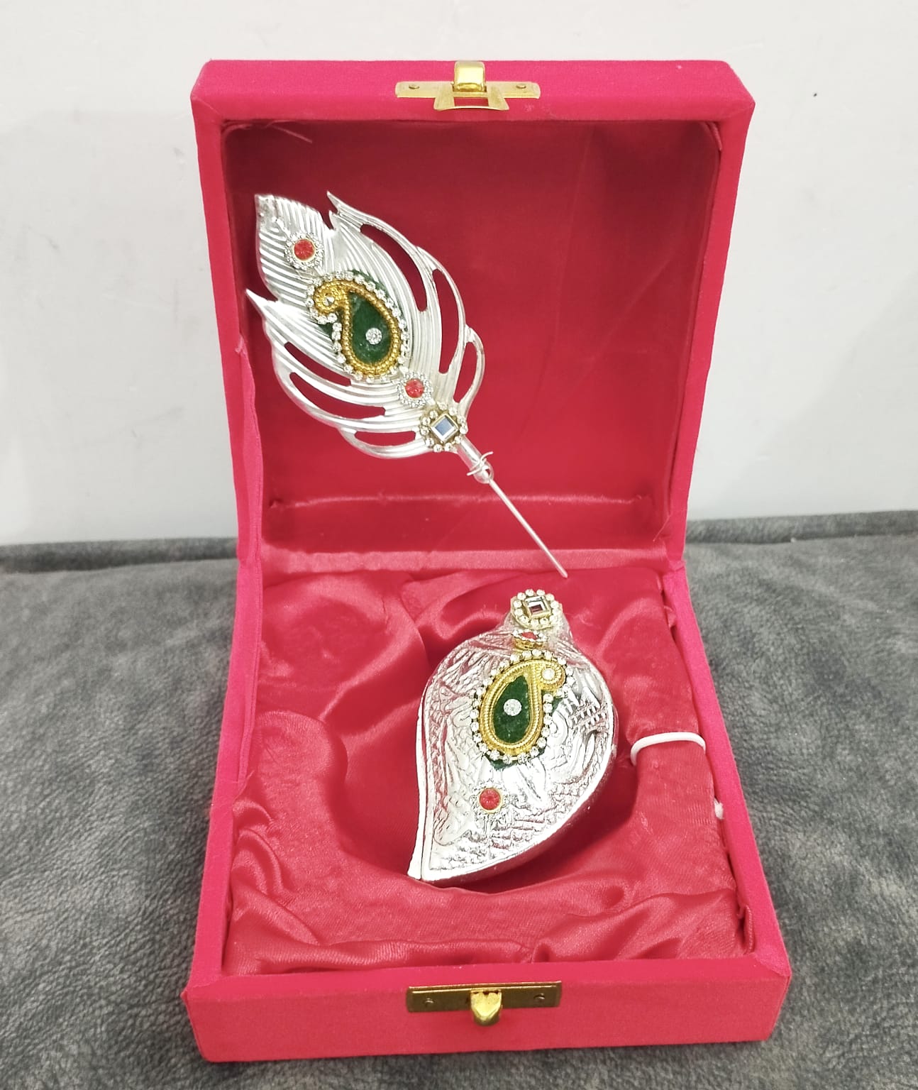 Premium Aluminum Peacock Feather And Box Set
