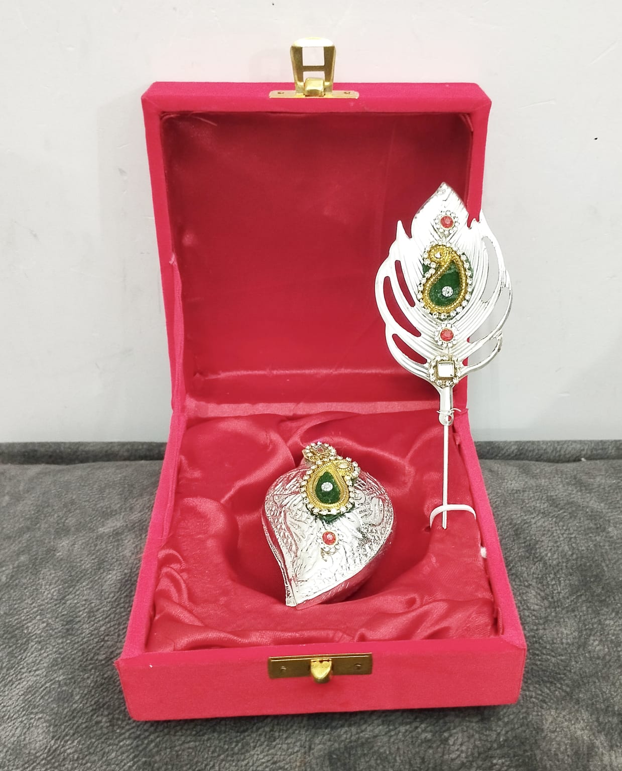 Premium Aluminum Peacock Feather And Box Set