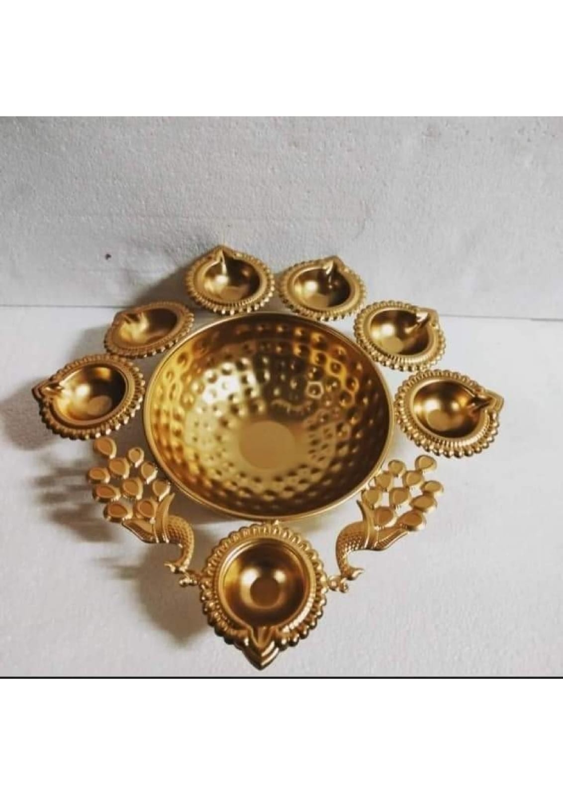 Decorative Iron Diya and Peacock Urli (with Gift Box)