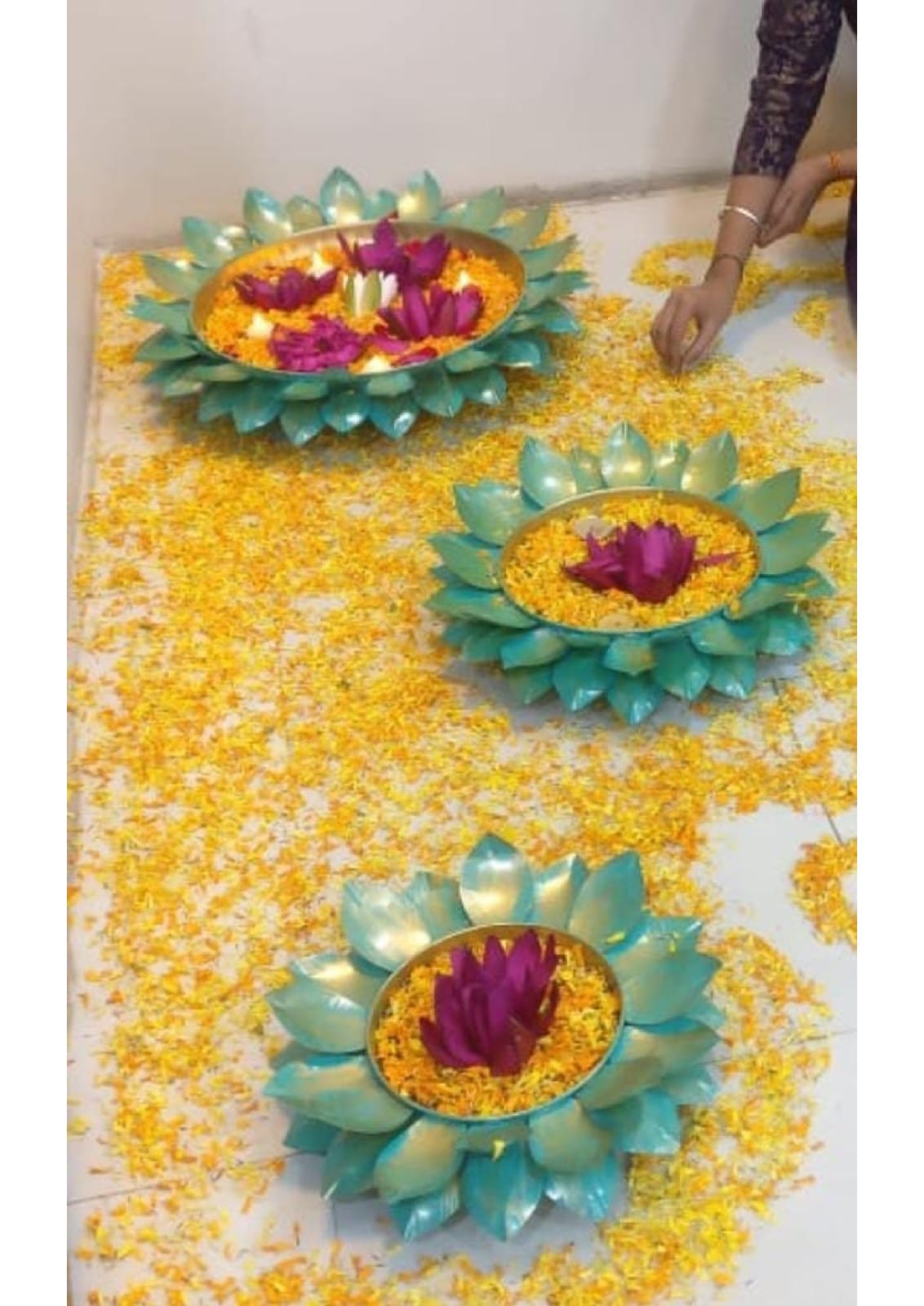 Attractive Iron Lotus Design Green Urli Set (Set of 3)