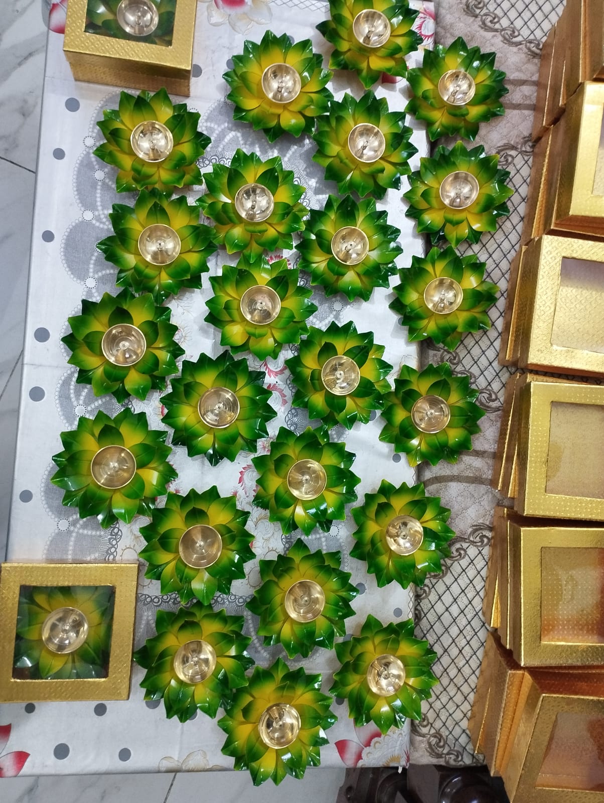 *Attractive Lotus Design Diya (Premium Lotus Diya with Yellow Color Gift Box)*