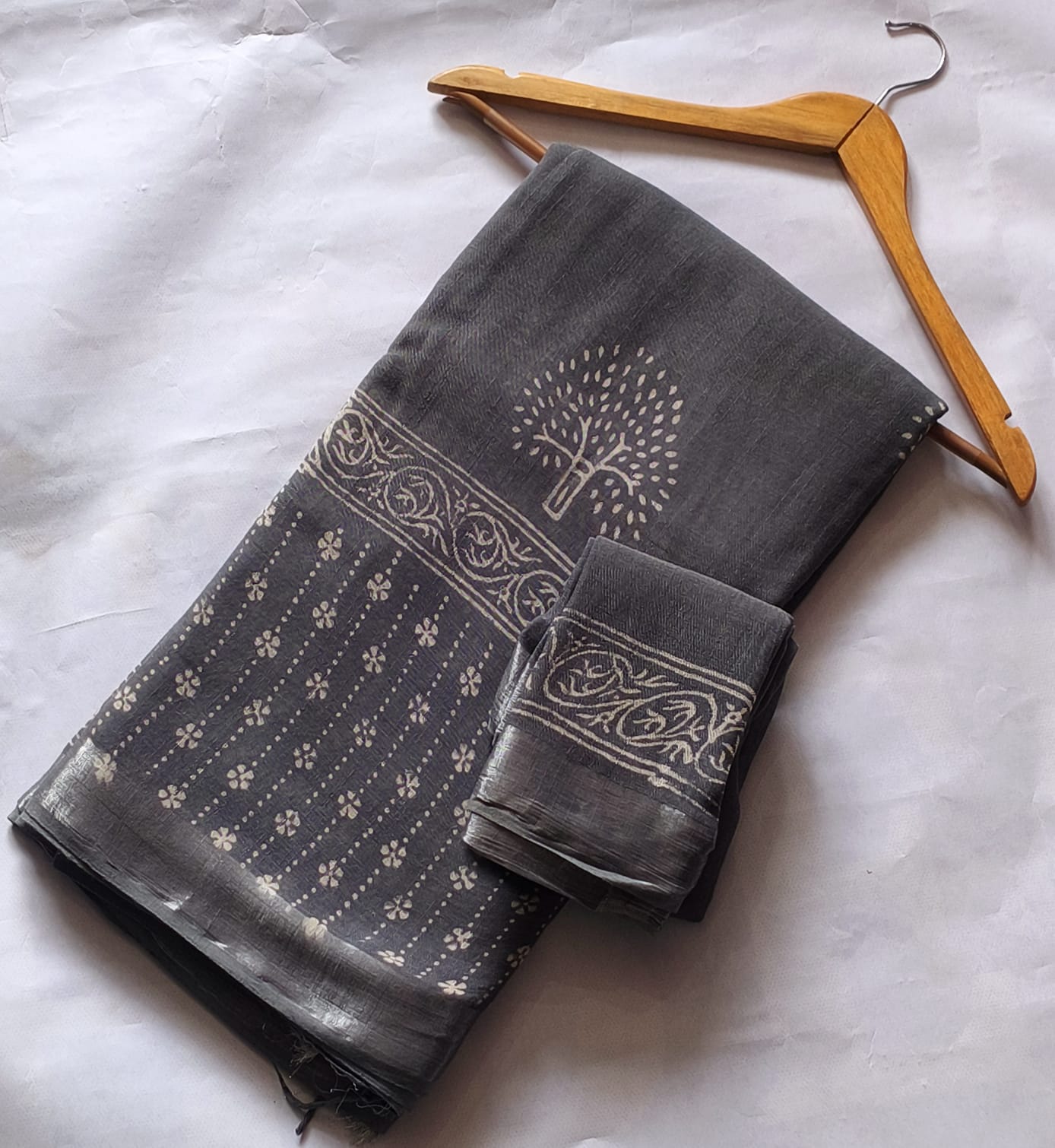 Bagru Hand Block Printed Linen Saree With Blouse