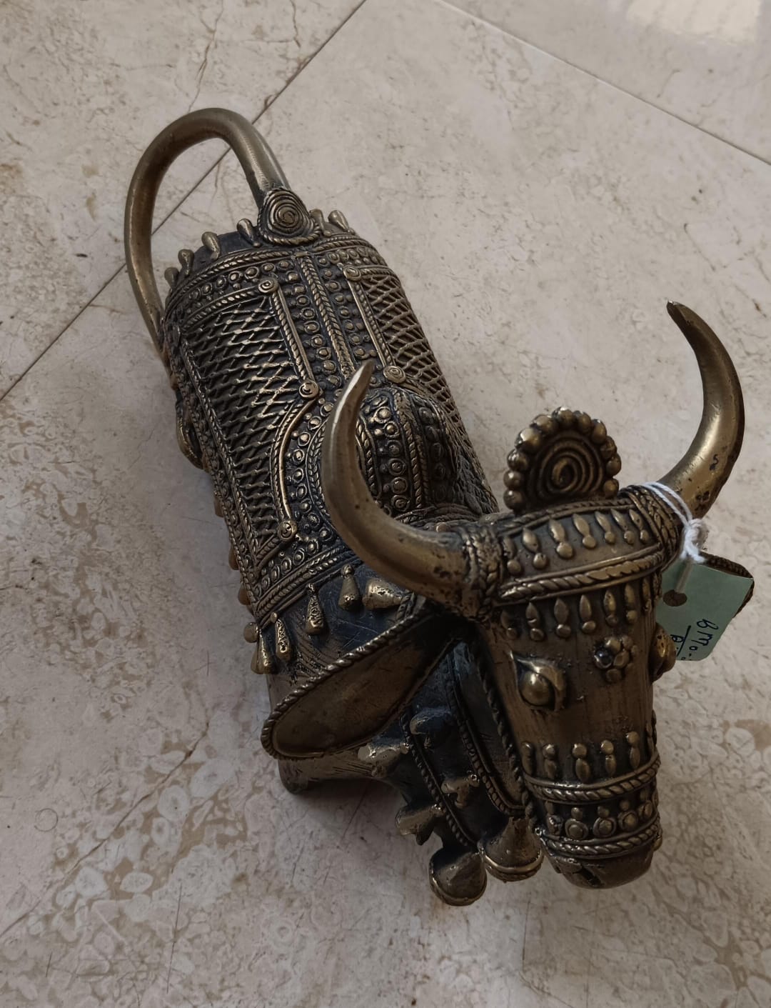Bastar Dhokra Nandi Seated Metal Craft Style 1