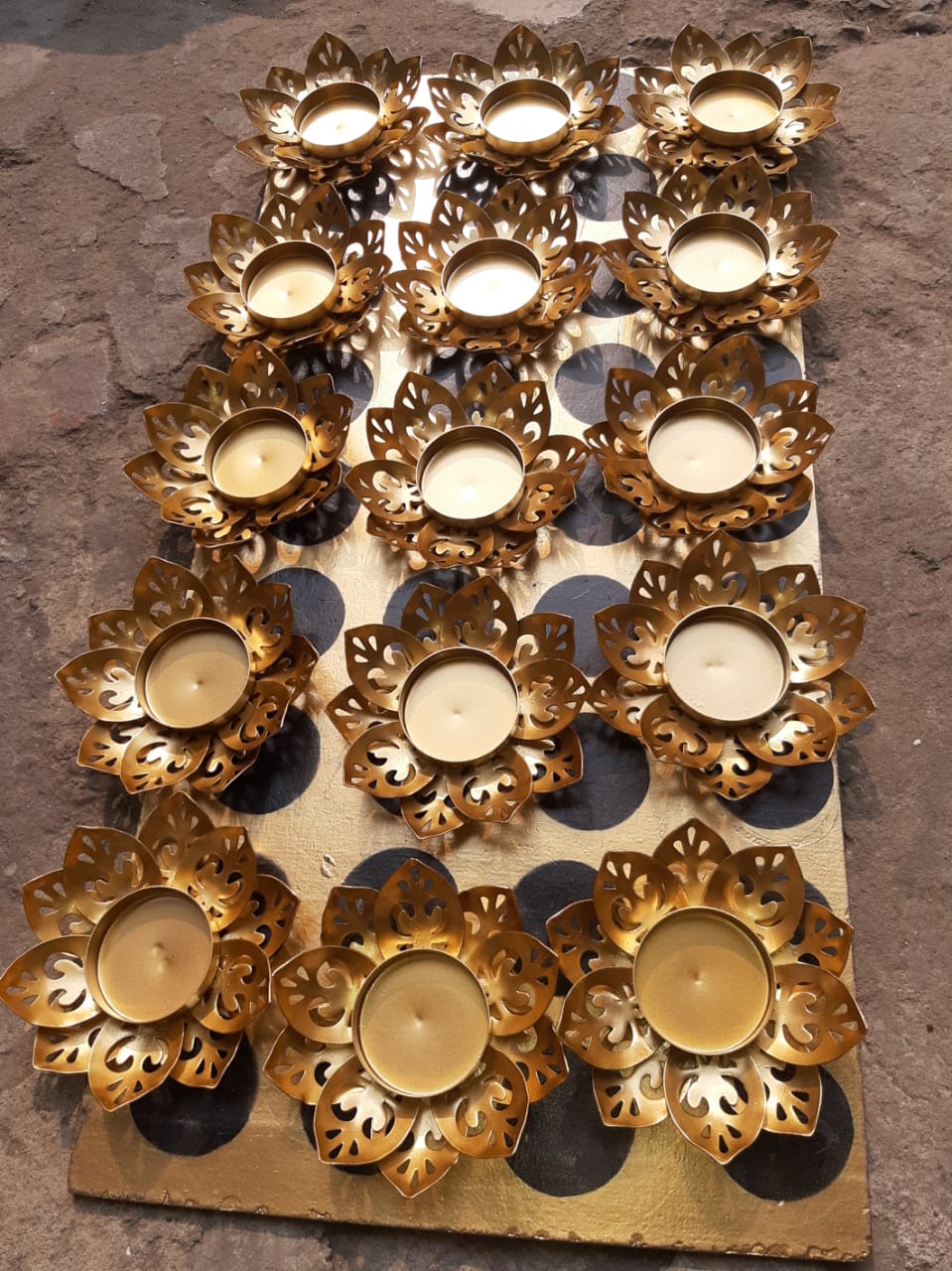 Flowers Show Candle Tealight Holder 10 Pcs With 10 Wax Candle Iron Made