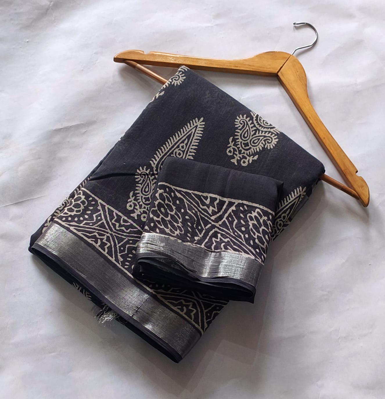 Bagru Hand Block Printed Linen Saree With Blouse Style 1