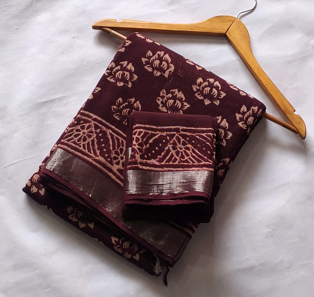 Bagru Hand Block Printed Linen Saree With Blouse Style 1
