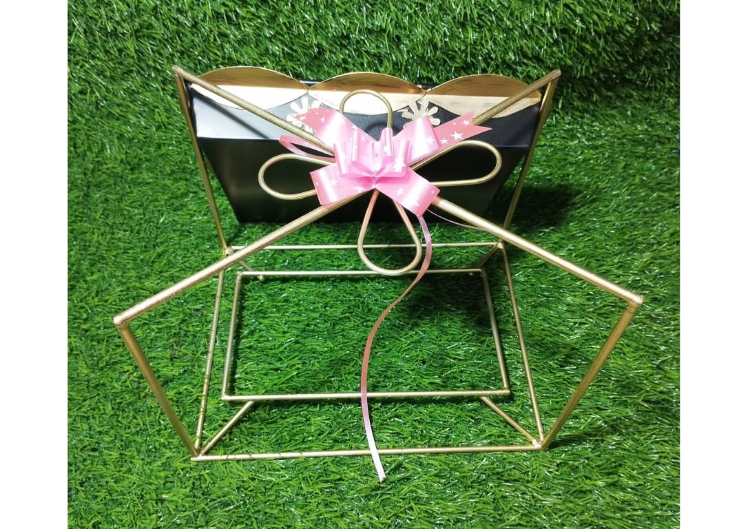 Moradabad Gift Hamper Cart (Iron Made)