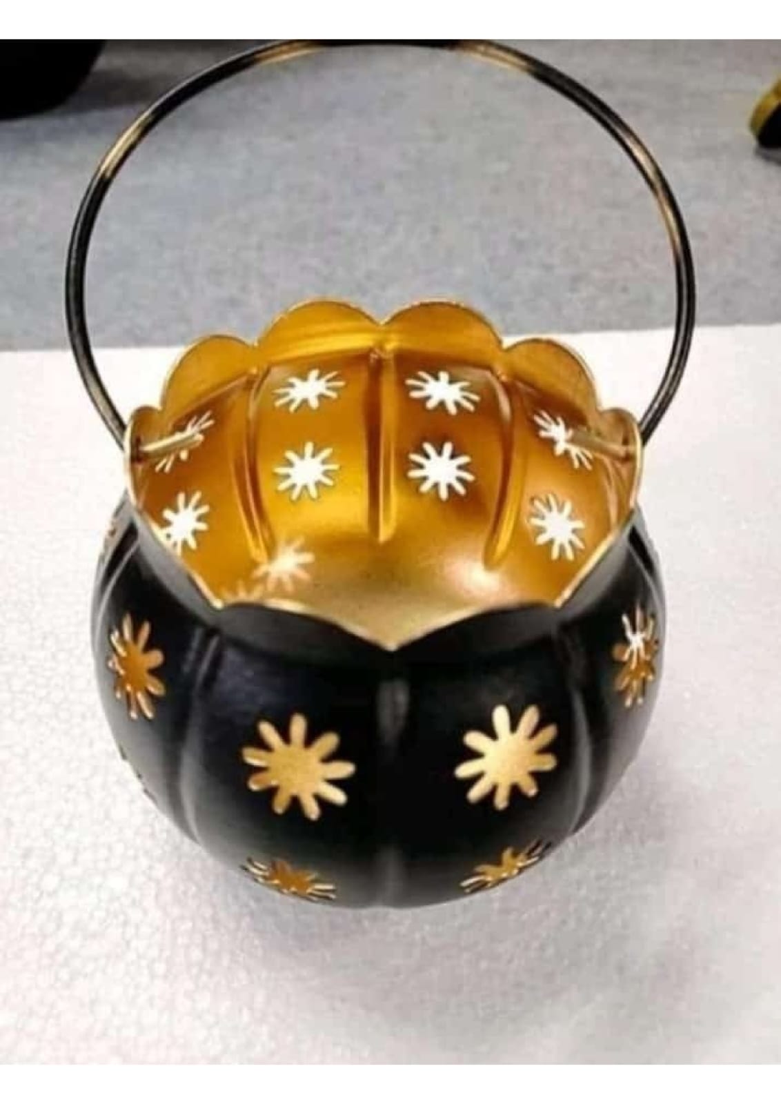 Moradabad Hanging Pot 2 Piece (Iron Made)