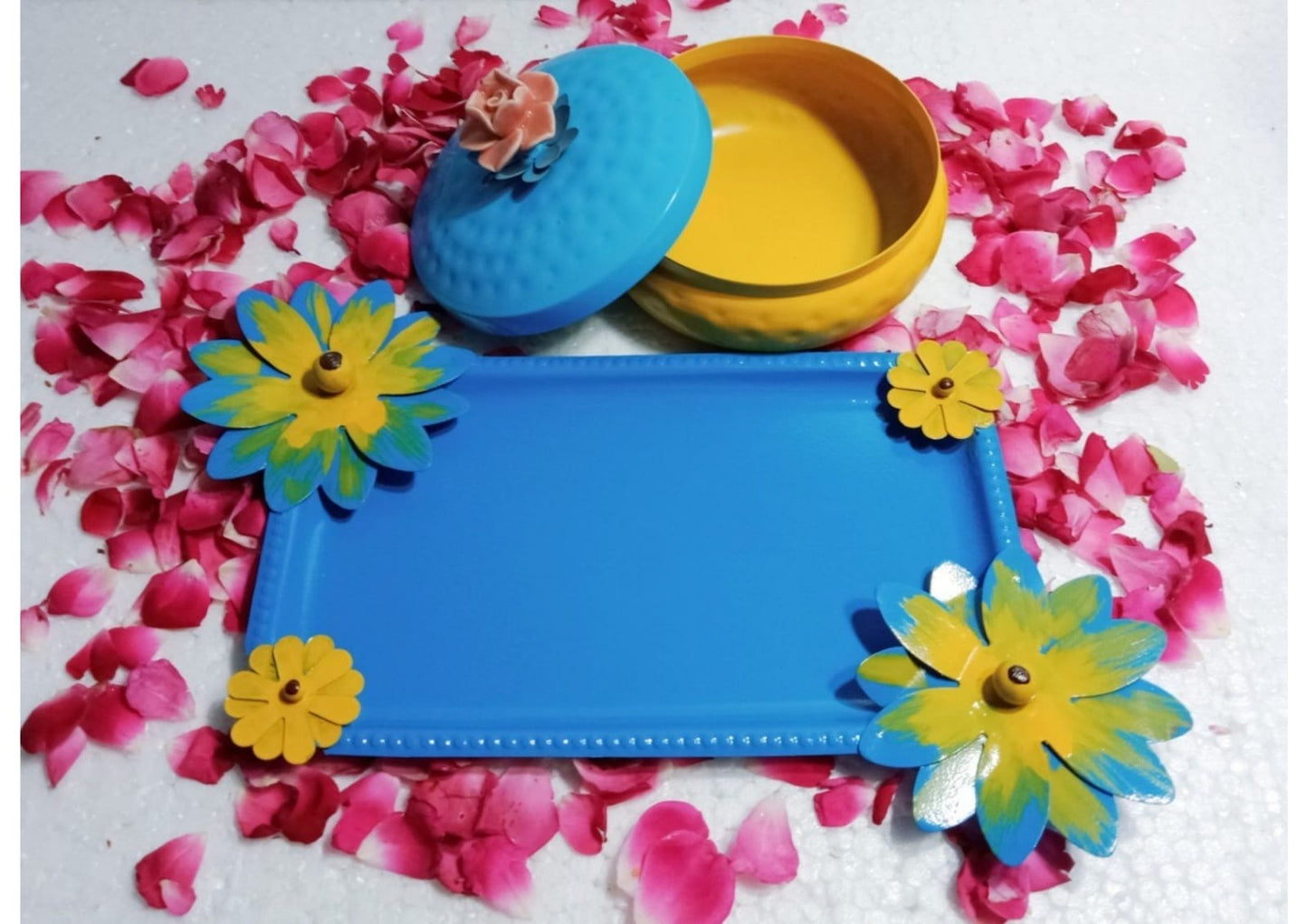 Beautiful Floral Tray With 1 Jar (Iron Made)