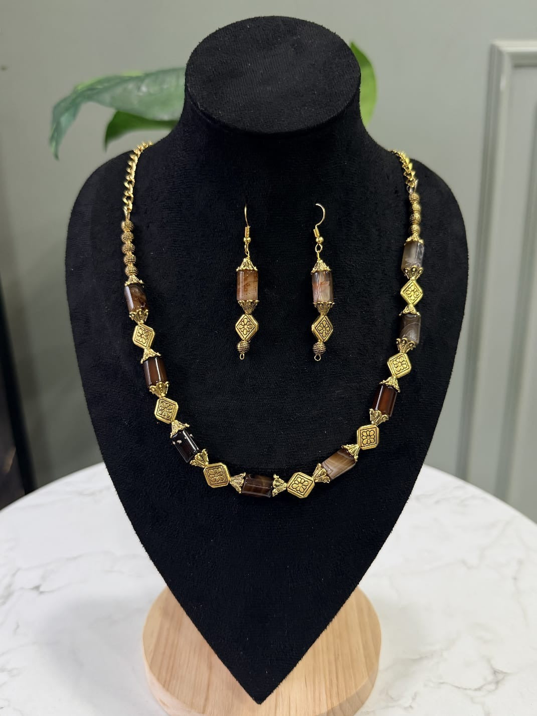 BROWN AGATE STONE NECKLACE SET