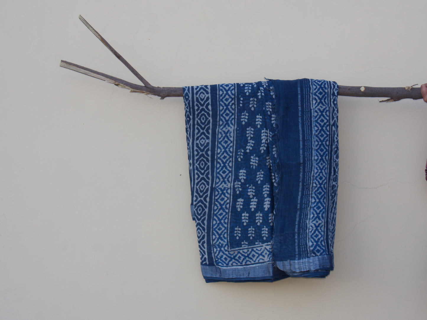 Linen Saree Set – Indigo-Rakhi Return Gift for Sister Combo 2