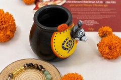 Black Pottery Pen Stand Rakhi Return Gift for Sister Combo 10