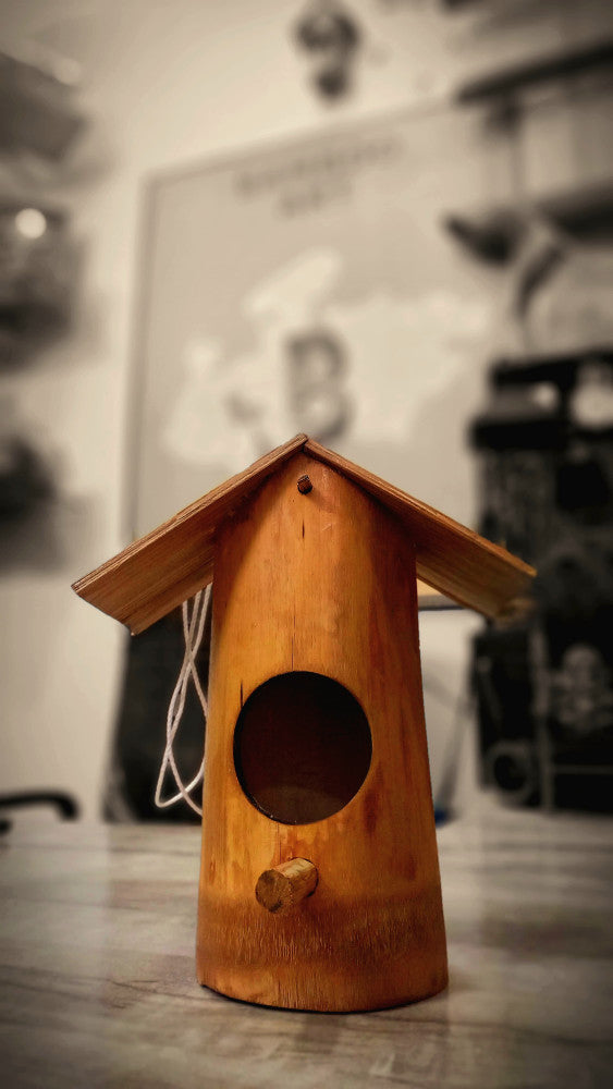 BAMBOO BIRD FEEDER