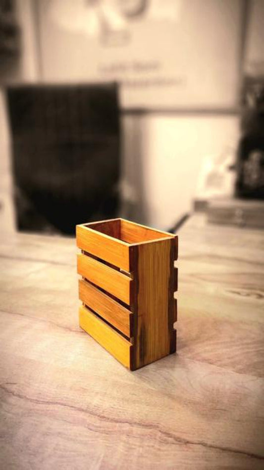 BAMBOO STRIP PEN HOLDER