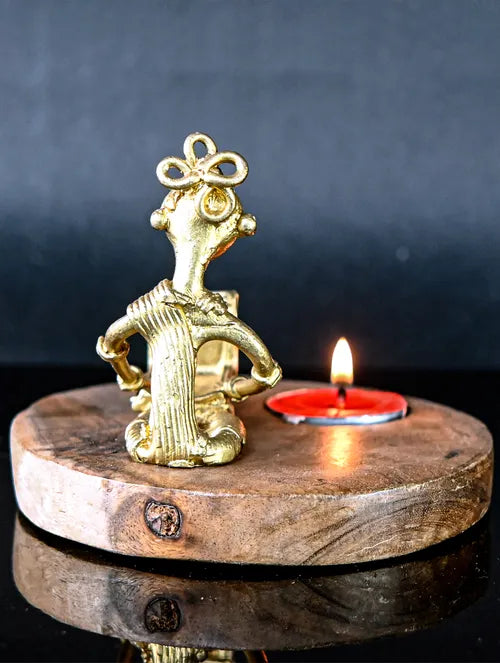 Bengal Dokra Adivasi Girl with Laptop - Lamp holder 1