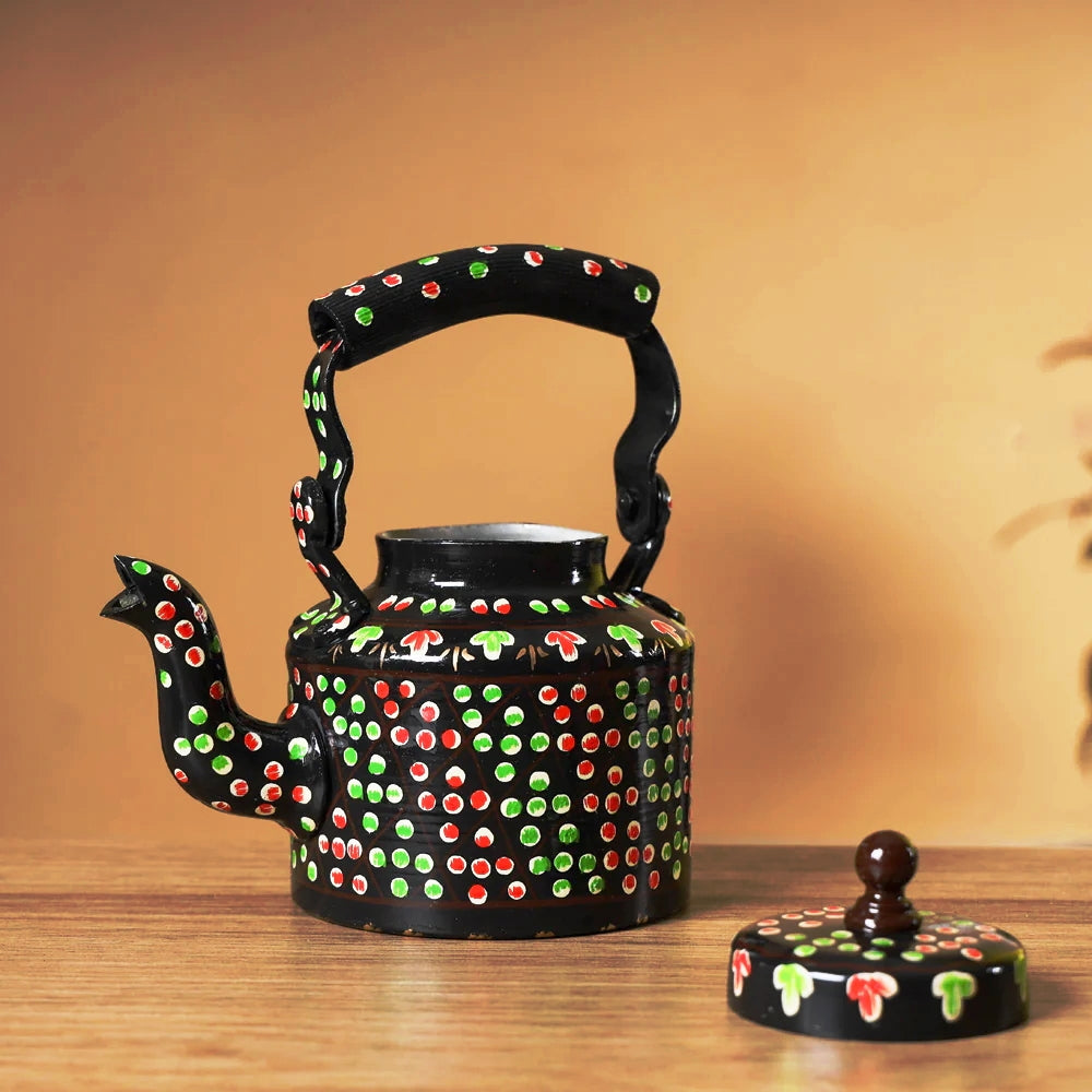 Black Thela Gadi Kettele & Glasses Set