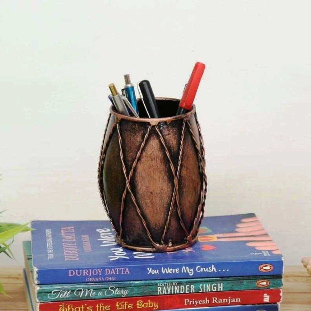 Brown Wrought Miniature Pen Stand