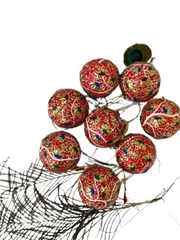 Classy Red Christmas Tree Décor