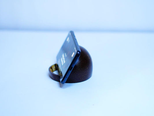 coconut shell Mobile Stand