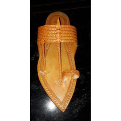 Elegant Handicraft Trendy Look Kolhapuri Chappals Design In Golden Colour For Women