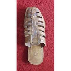 Authentic Handicraft Trendy Look Kolhapuri Chappals Design In Beige Colour For Women