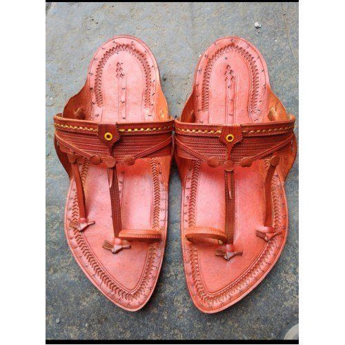 Handicraft Trendy Look Beige Kolhapuri Chappals For Women