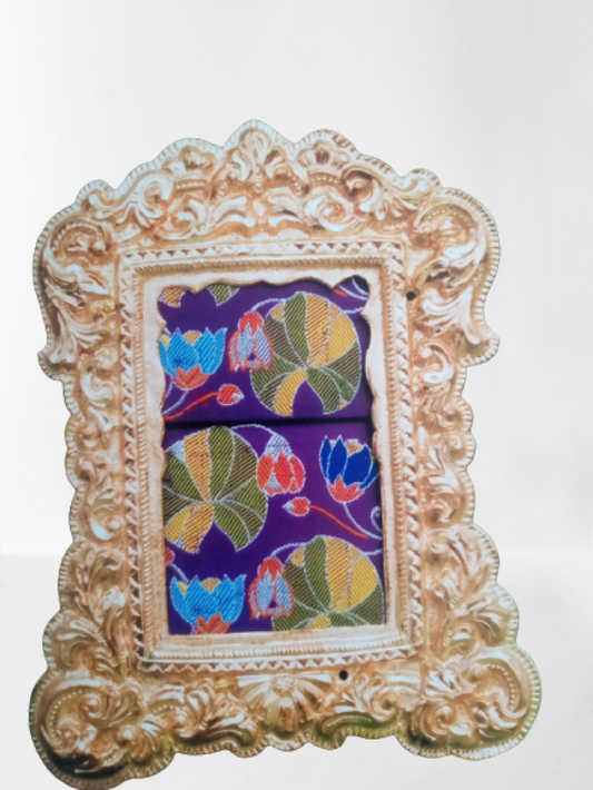 Designer Carving Photo Frame Metal Craft