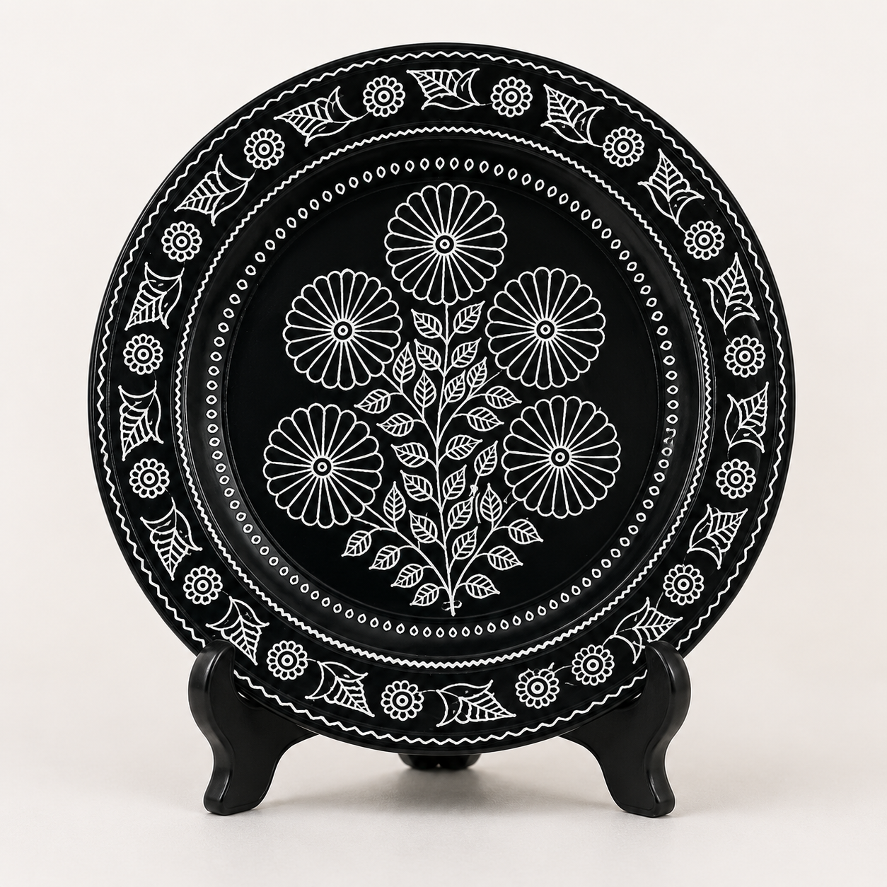 Eco-friendly Handmade Black Pottery of Nizamabad-Round Shaped Wall Hanging