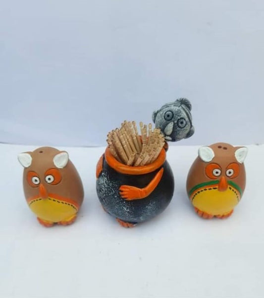 Handmade Eco-friendly Beautiful Black Pottery of Nizamabad Namakdani Set with Grani face tooth pick holder