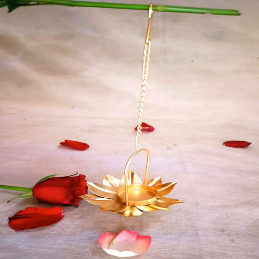 Hanging Golden Candle Stand