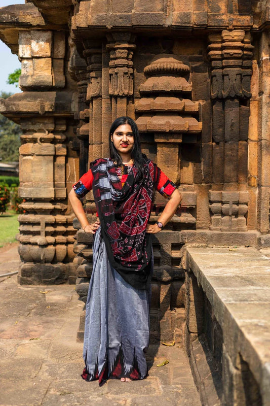 Kargil Kumbha Grey Cotton Saree