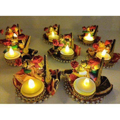 Handcrafted Couple Kathputali Diyaa (Set of 6)