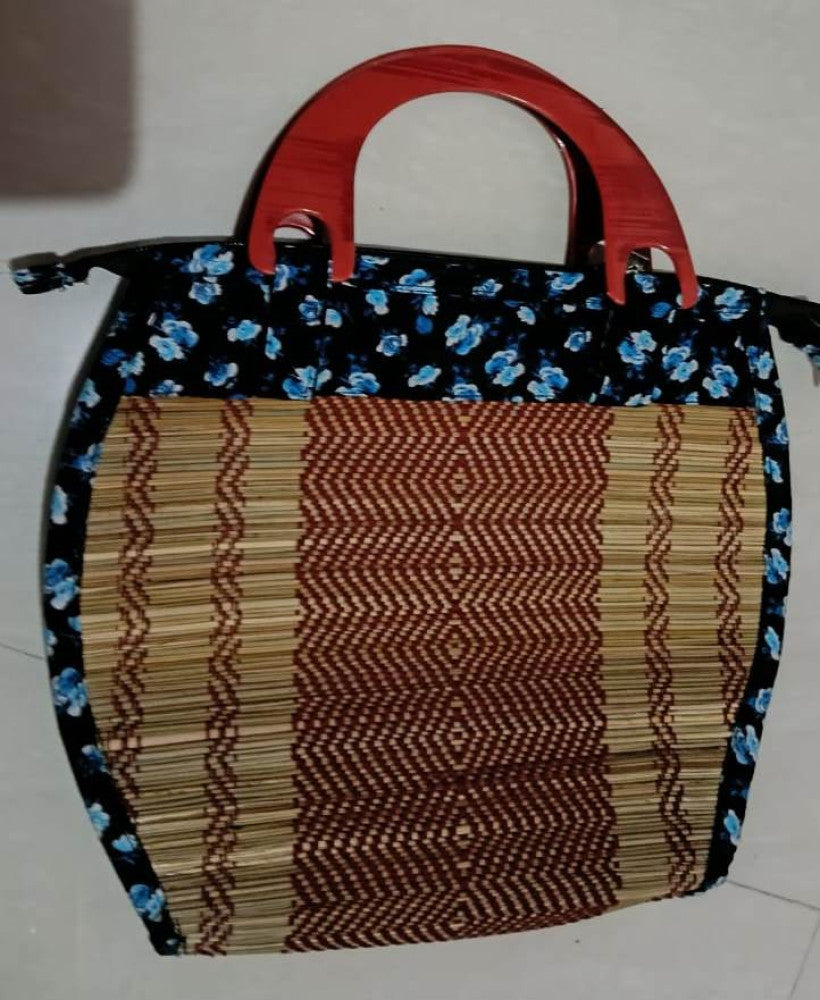 Ladies Hand Bag With Wooden Carrier-Style7