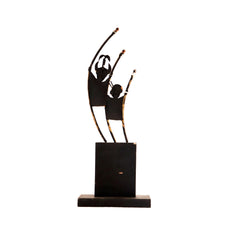 Maadia-Maadin artistic figurine