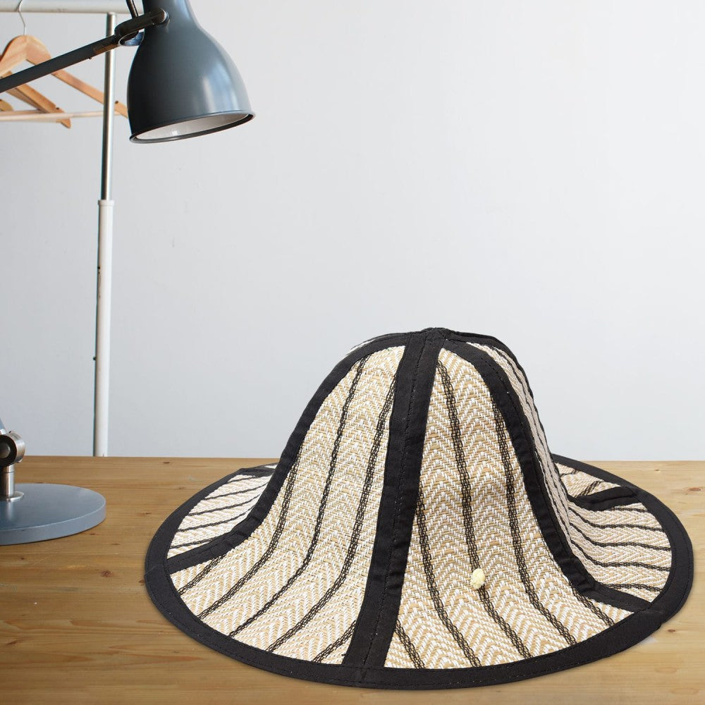 Madur Kanthi Black Cap