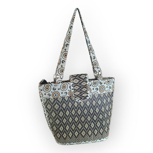 Madur Kathi Hand Bag in Black Colour