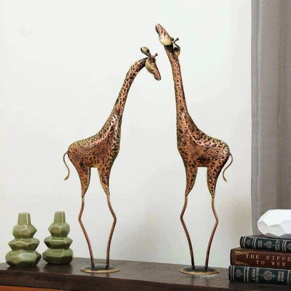 Metallic Figurine Statue Giraffe Set Of 2