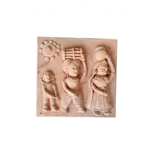 Designed Molela Terracotta Clay Loving Family Sculpture