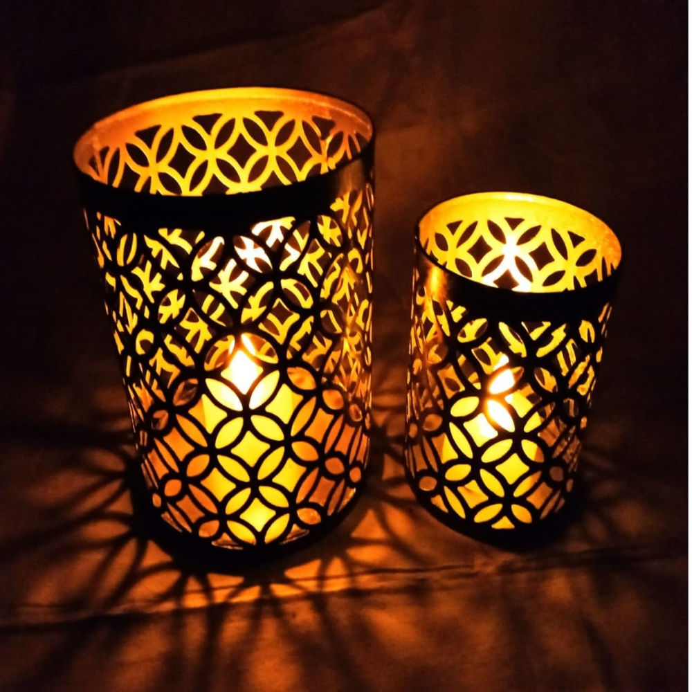 Moradabad Metal Craft - cylindrical Candle light diffuser