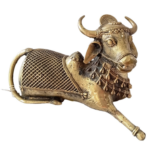 Nandi Facing Right Side