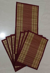 Red Runner With 6 Table Mats
