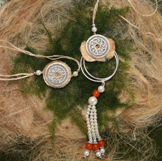 Silver Filigree of Karimnagar Stylish Round with Beads Rakhi