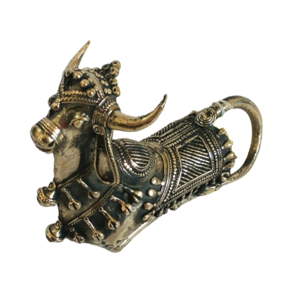 Sitting Nandi