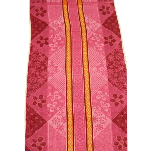 Ultra Soft Solapur Terry Towel In Pink & Red Shade For Home Bathing & Hotels