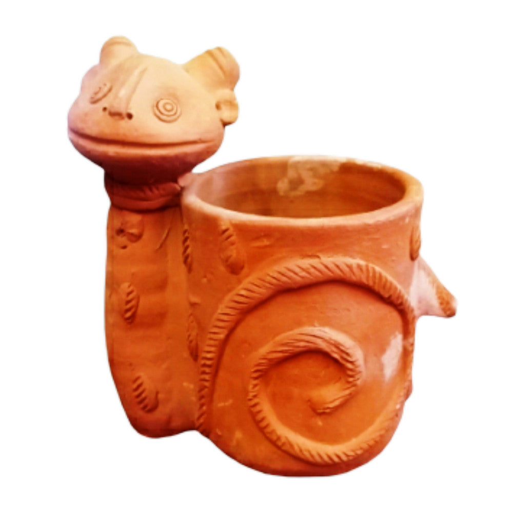 Terracota squirrel pen stand (plain)