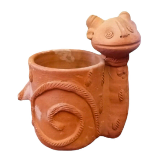 Terracota squirrel pen stand (plain)