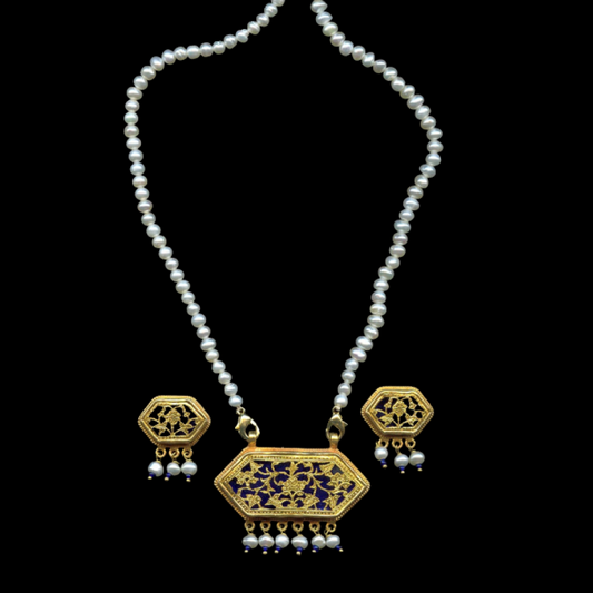 Thewa Art Gold Work Neckless Set White Pearls