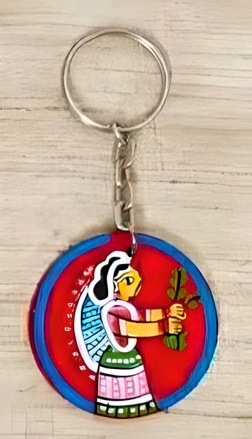 Tikuli Art Key Chain in Round Shape